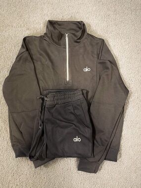 Alo Yoga Zipup Hoodie & Sweatpants Set (UNISEX) - Black